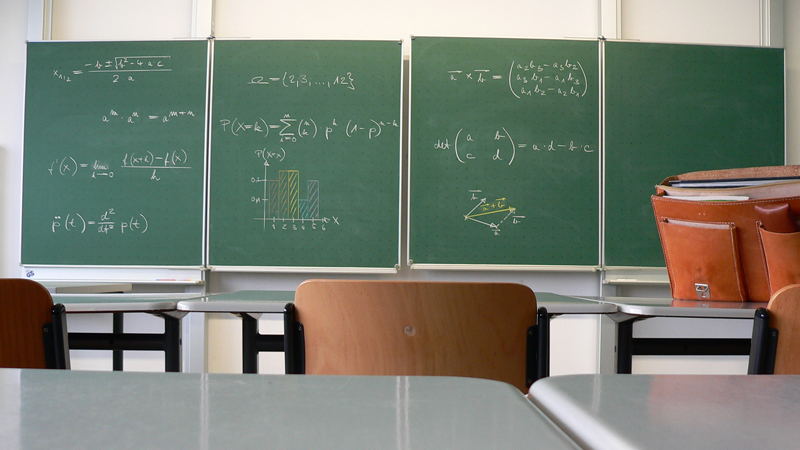 Tafel mit mathematischen Formeln